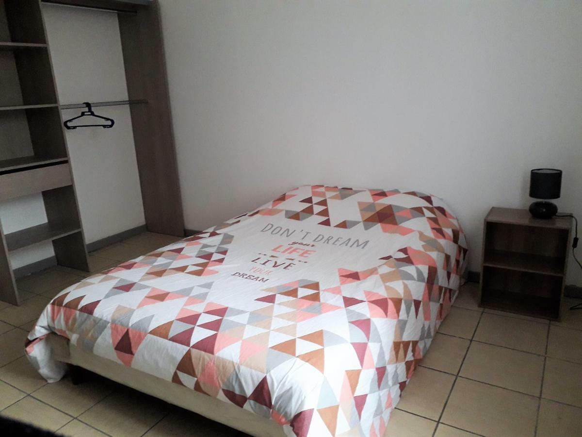 Appart Comme Chez Soi Pusignan Kültér fotó